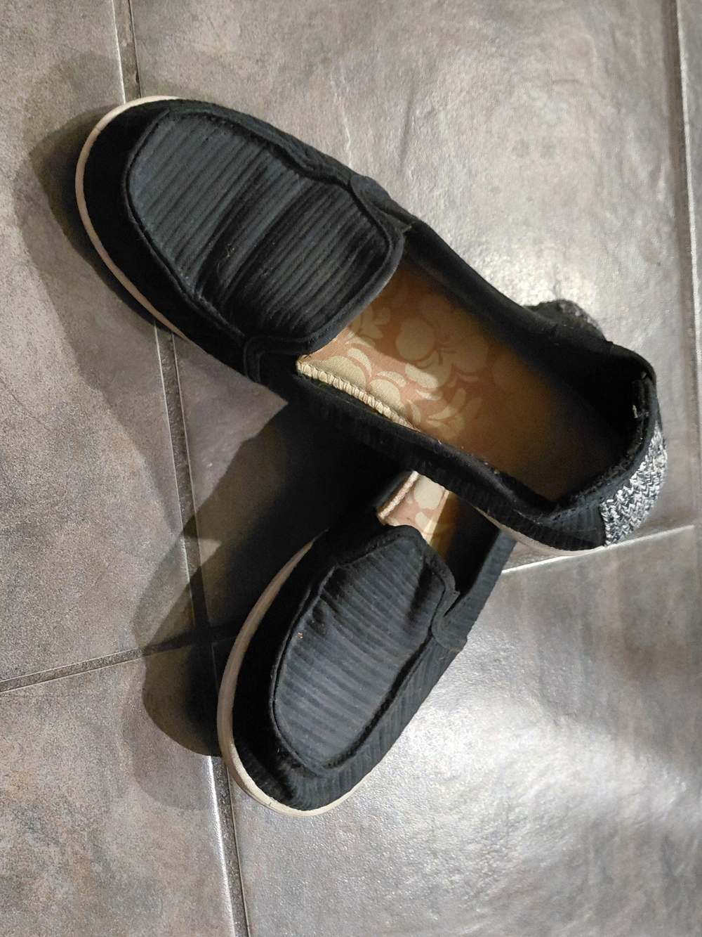 Roxy Black Slip-On Casual Shoes with Textured Toe